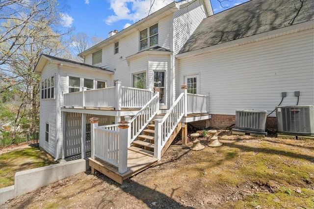 145 Thornwood Drive SE, Calhoun, GA 30701