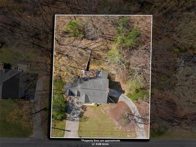 145 Thornwood Drive SE, Calhoun, GA 30701