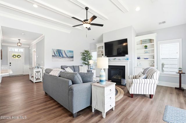 6479 Bryson Drive SW, Ocean Isle Beach, NC 28469