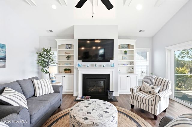 6479 Bryson Drive SW, Ocean Isle Beach, NC 28469