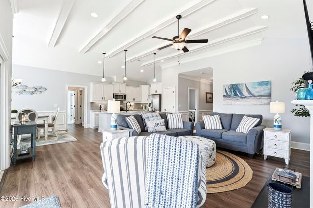 6479 Bryson Drive SW, Ocean Isle Beach, NC 28469