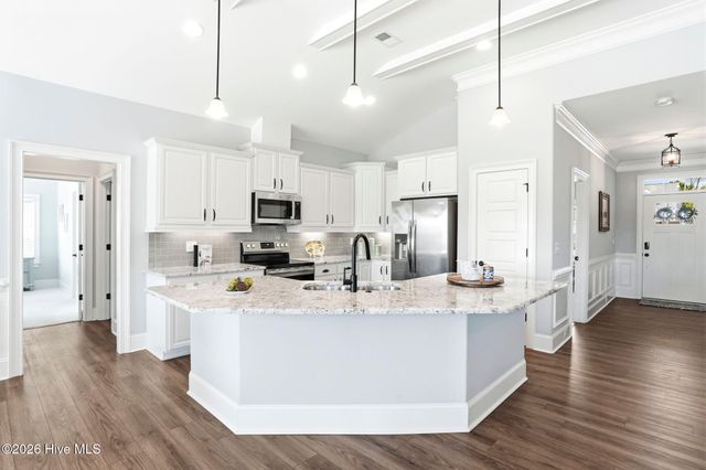 6479 Bryson Drive SW, Ocean Isle Beach, NC 28469