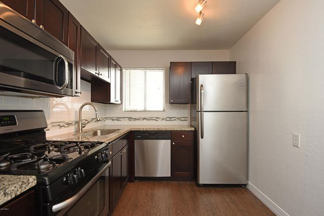 502 E MARIPOSA Street 106, Phoenix, AZ 85012