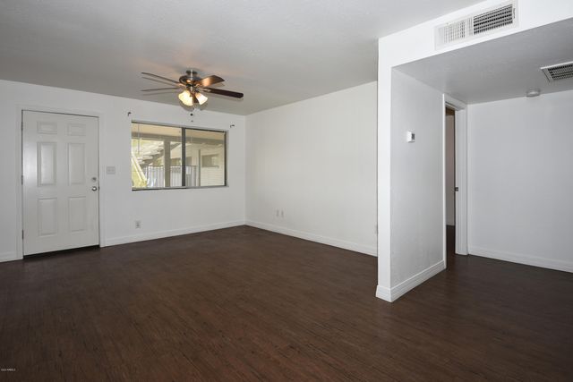 502 E MARIPOSA Street 106, Phoenix, AZ 85012