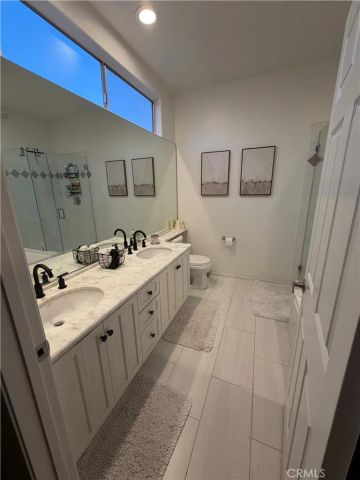 4970 Kester Avenue 10, Sherman Oaks, CA 91403