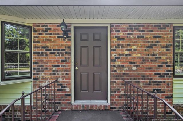 1001 Arberdale, Fayetteville, NC 28304
