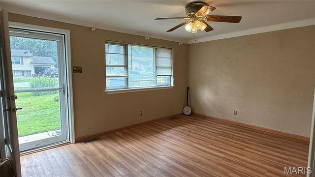 246 Oakborough Drive, Lake St Louis, MO 63367