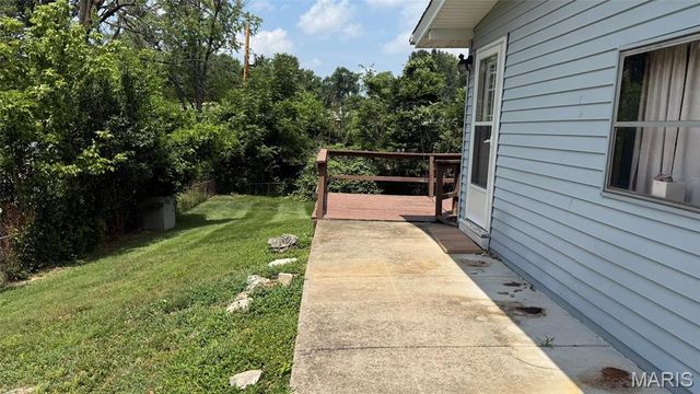 246 Oakborough Drive, Lake St Louis, MO 63367