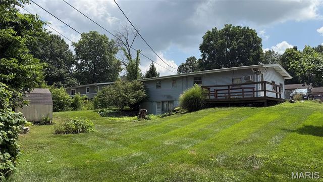 246 Oakborough Drive, Lake St Louis, MO 63367
