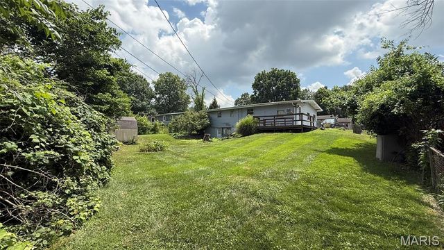 246 Oakborough Drive, Lake St Louis, MO 63367