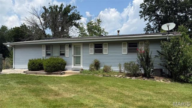 246 Oakborough Drive, Lake St Louis, MO 63367