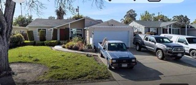 7548 East Parkway, Sacramento, CA 95823