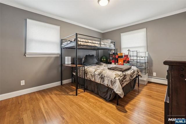 34 Glenmere Terrace, Mahwah, NJ 07430