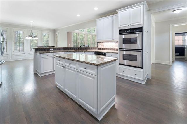 183 Applewood Lane, Acworth, GA 30101