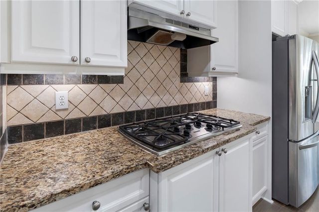 183 Applewood Lane, Acworth, GA 30101