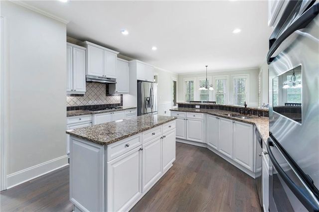 183 Applewood Lane, Acworth, GA 30101