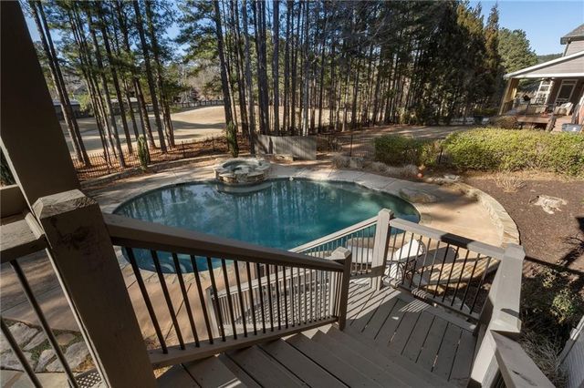 183 Applewood Lane, Acworth, GA 30101