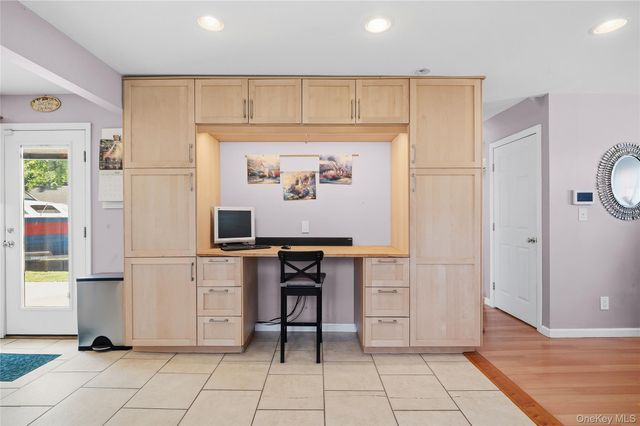 1228 Hyman Avenue, Bay Shore, NY 11706