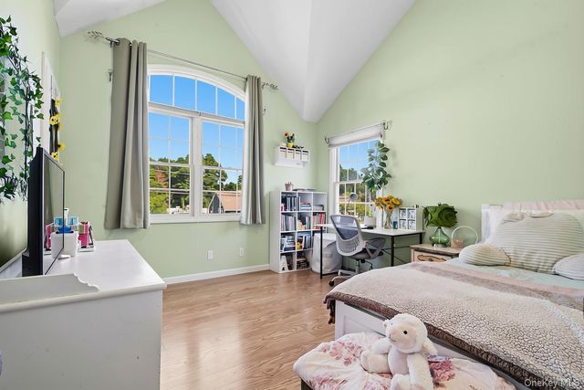 1228 Hyman Avenue, Bay Shore, NY 11706