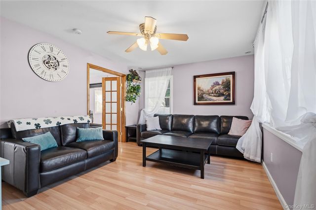 1228 Hyman Avenue, Bay Shore, NY 11706