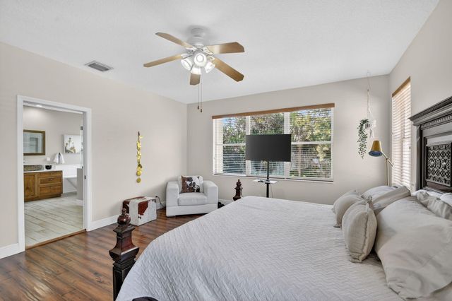 6809 Finamore Circle, Lake Worth, FL 33467