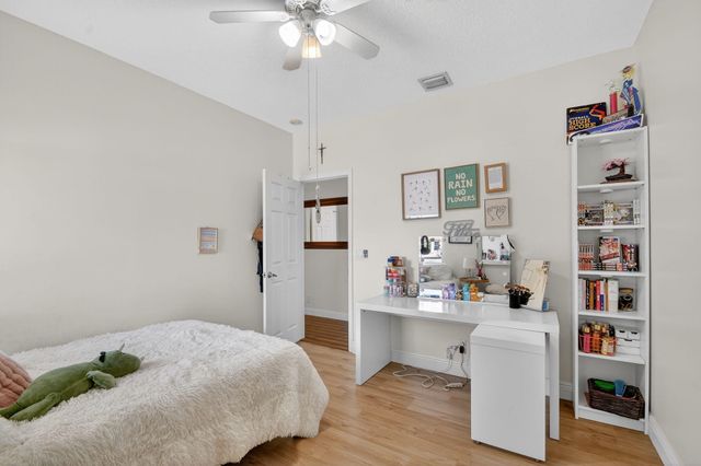 6809 Finamore Circle, Lake Worth, FL 33467