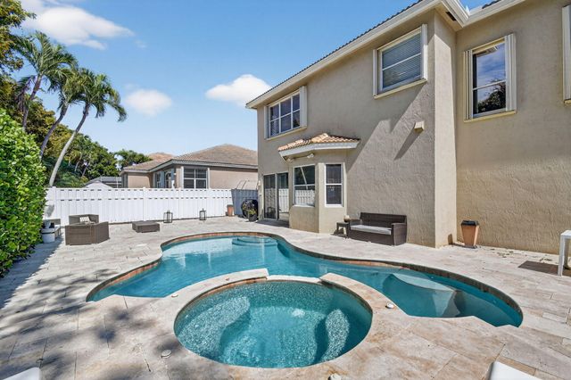 6809 Finamore Circle, Lake Worth, FL 33467