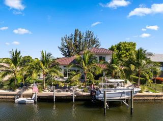 9335 SE Delafield Street, Hobe Sound, FL 33455