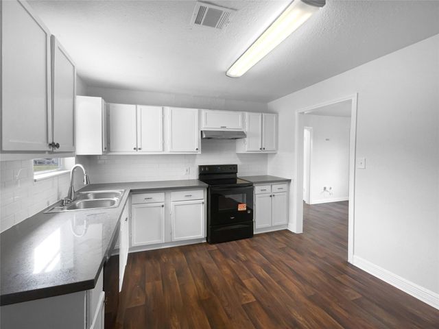 5109 Wilmington Street, Houston, TX 77033