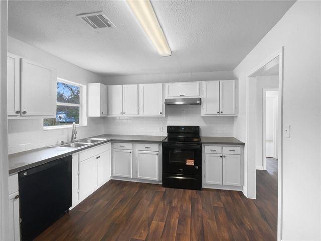 5109 Wilmington Street, Houston, TX 77033