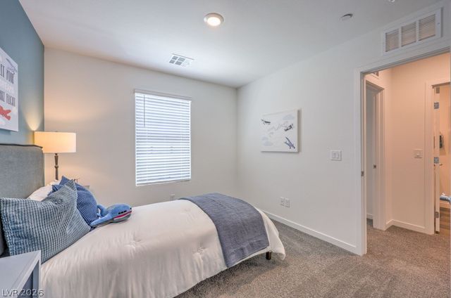 978 Desert Spruce, Las Vegas, NV 89107