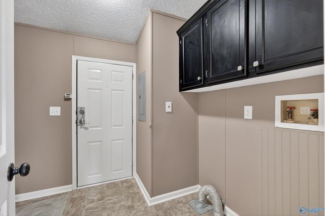 102 Lucas Circle, New Market, AL 35761