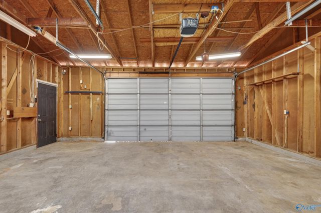 102 Lucas Circle, New Market, AL 35761