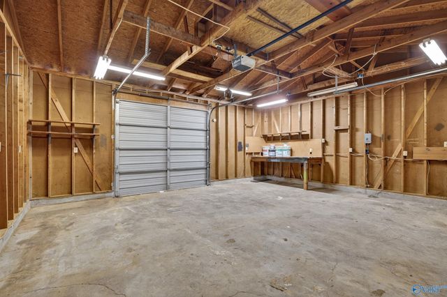 102 Lucas Circle, New Market, AL 35761