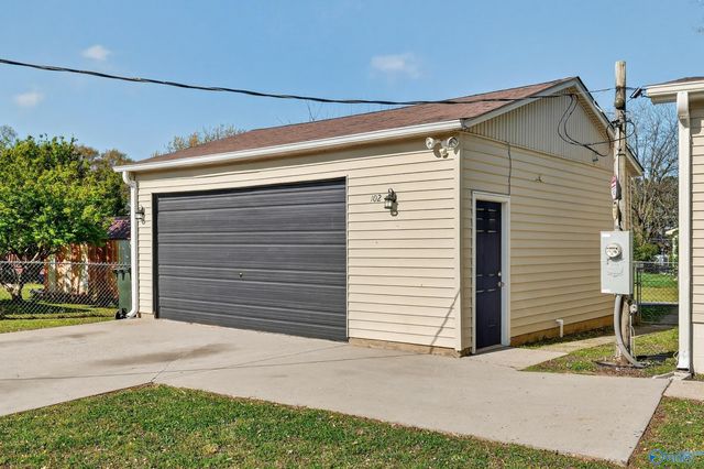 102 Lucas Circle, New Market, AL 35761