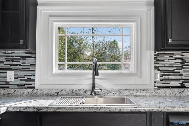 102 Lucas Circle, New Market, AL 35761