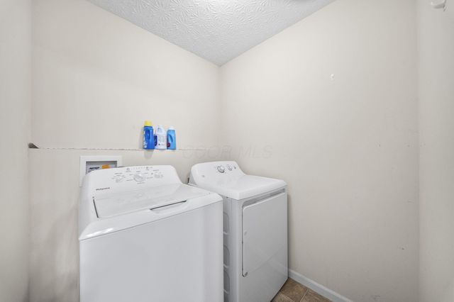 6256 Albany Way Drive, Westerville, OH 43081