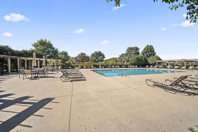 6256 Albany Way Drive, Westerville, OH 43081