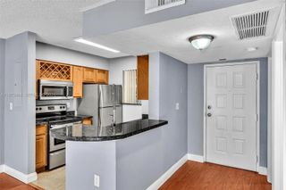 2810 N Oakland Forest Dr 204, Oakland Park, FL 33309