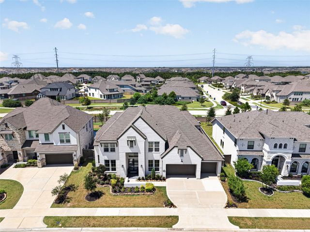 10835 White Mangrove Dr, Cypress, TX 77433
