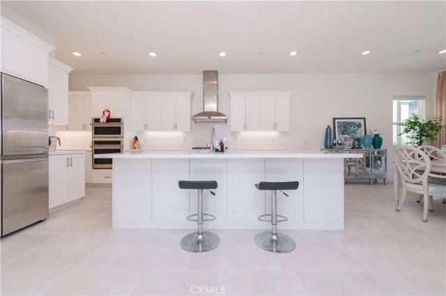 104 Chant, Irvine, CA 92618