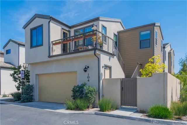 104 Chant, Irvine, CA 92618