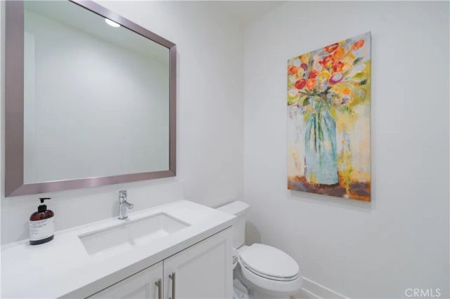 104 Chant, Irvine, CA 92618