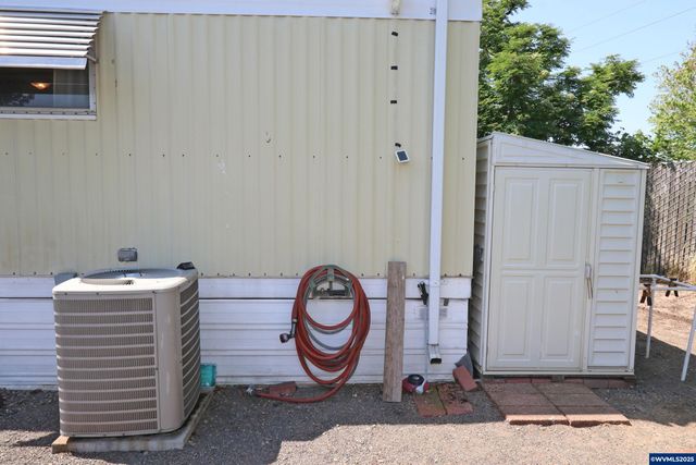 4637 Amber St NE, Salem, OR 97301