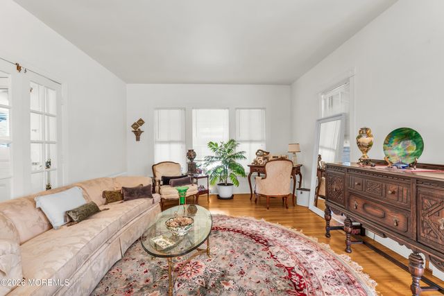250 Broad Street, Keyport, NJ 07735