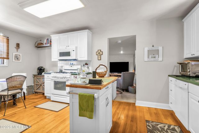 250 Broad Street, Keyport, NJ 07735