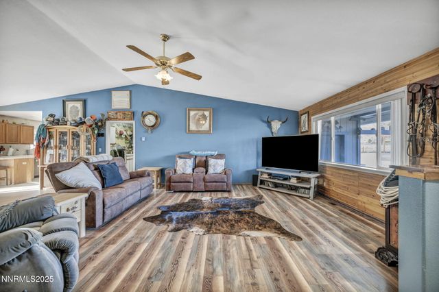 1347 Antelope Valley Road, Reno, NV 89506