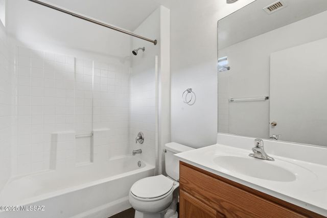 6939 S Creek Run Avenue, Tucson, AZ 85756