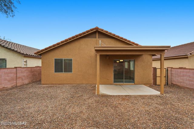 6939 S Creek Run Avenue, Tucson, AZ 85756