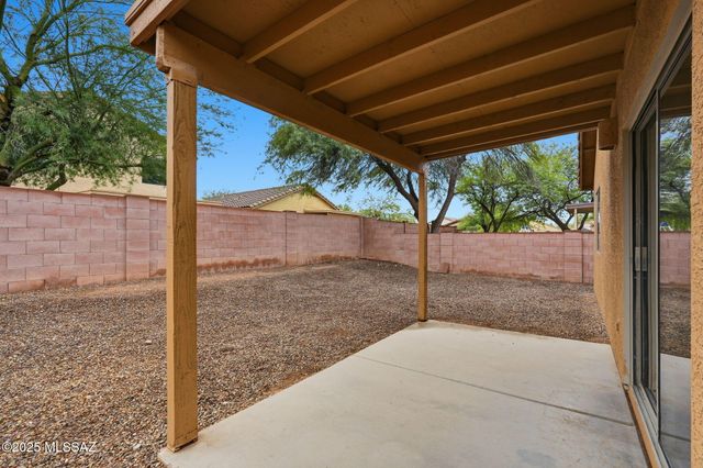 6939 S Creek Run Avenue, Tucson, AZ 85756